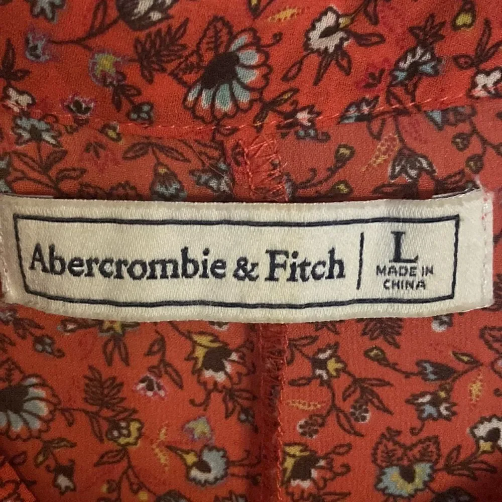 Abercrombie &Fitch long sleeve Sz L impeccable condition